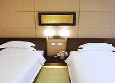 מלון סוג'ואו Le View Seasons Suites